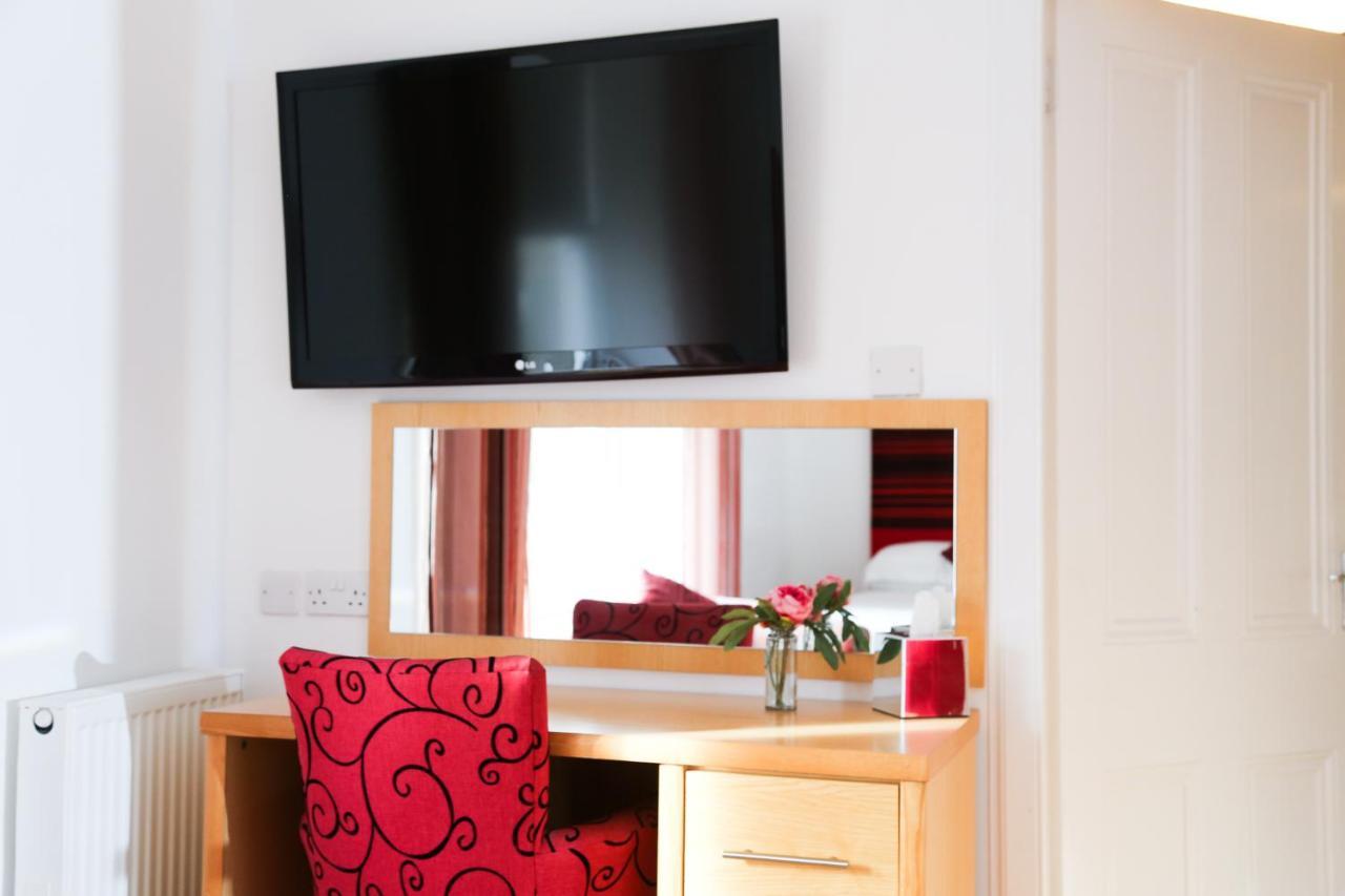 Clubhouse B& B Hotel Nairn Buitenkant foto