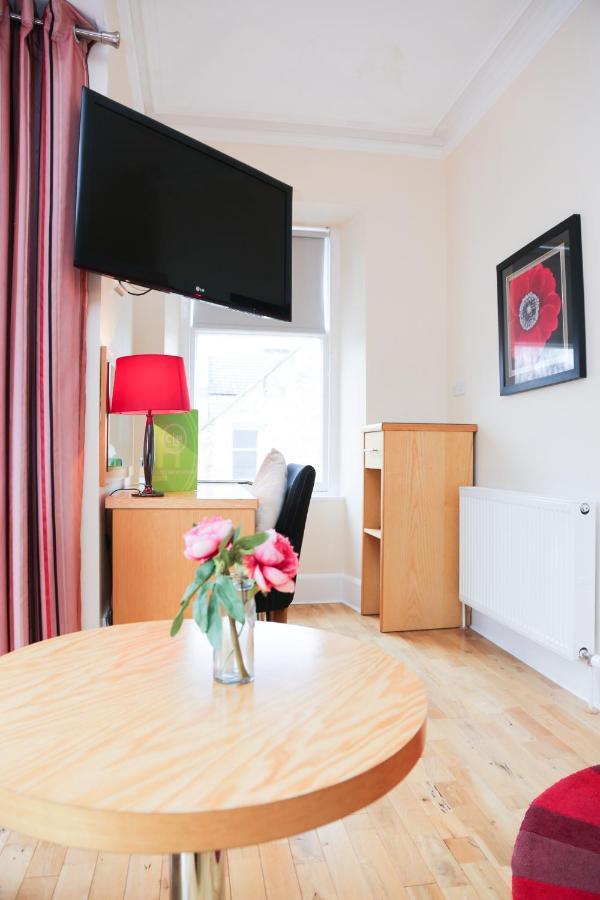 Clubhouse B& B Hotel Nairn Buitenkant foto