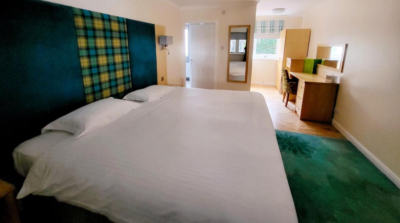 Clubhouse B& B Hotel Nairn Buitenkant foto